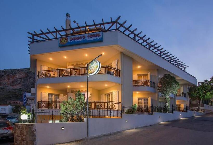 Malvasia Corner Studios