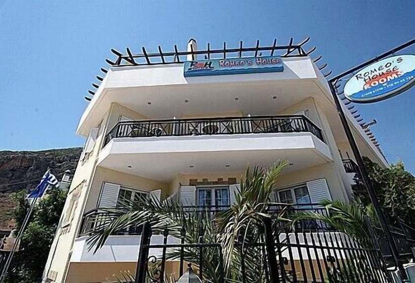 Malvasia Corner Studios