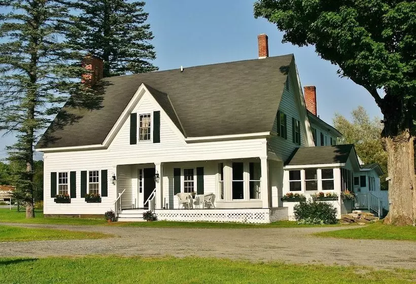 The Lincoln Inn & Restaurant At The Covered Bridge
