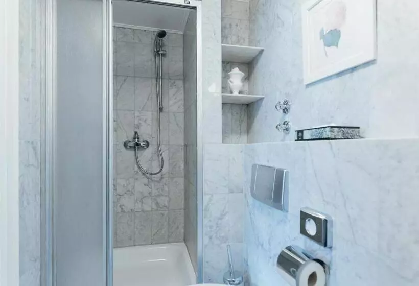 Das Kleine Hotel In Ruhiger Stadtlage