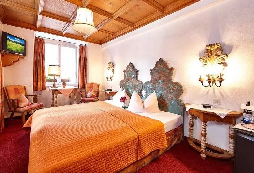 Hotel Alpenrose Traditionsgasthof Mittenwald