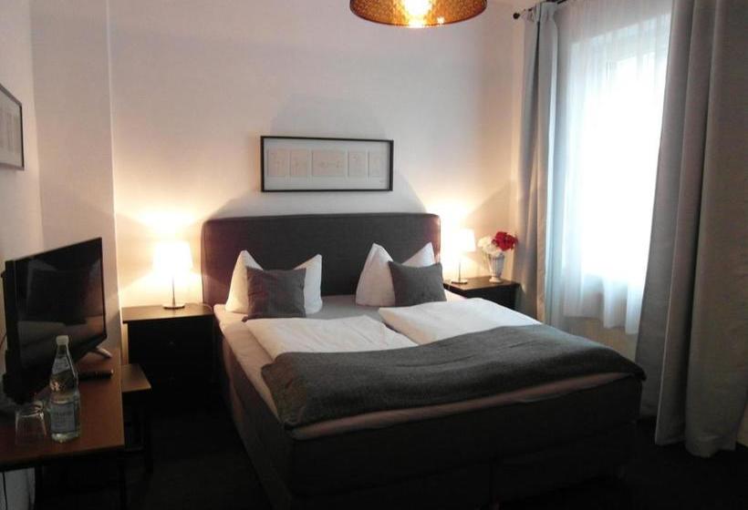 Отель Frankfurter Hof