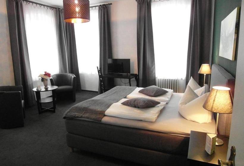 Отель Frankfurter Hof