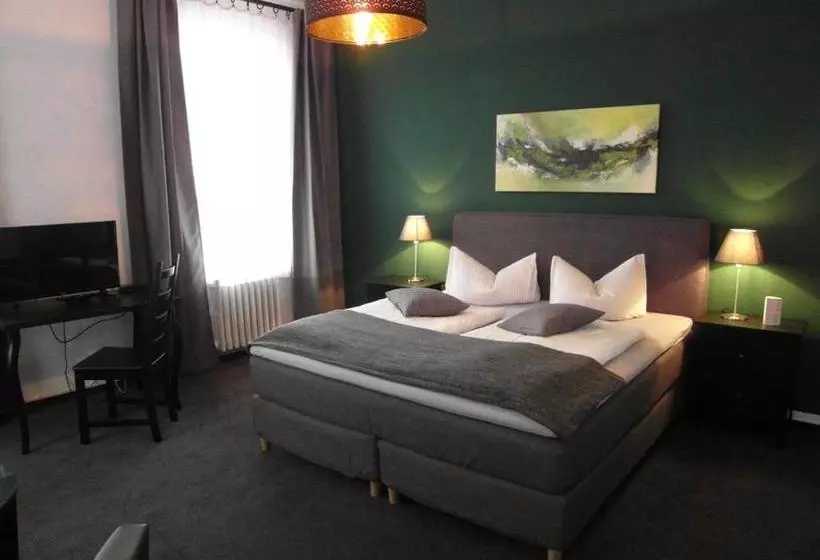 Отель Frankfurter Hof