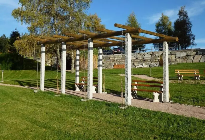 Отель Landhaus Lauble