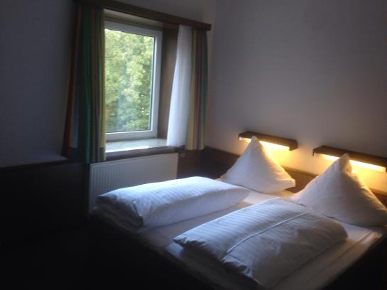 膳宿费 Lessinghof