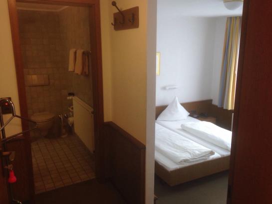 膳宿费 Lessinghof