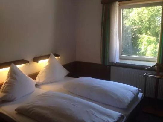 ペンション Lessinghof