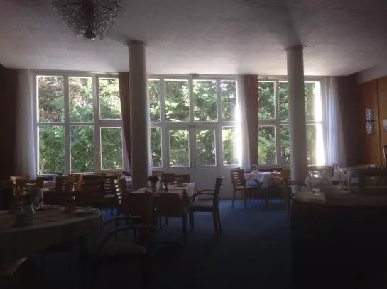 ペンション Lessinghof