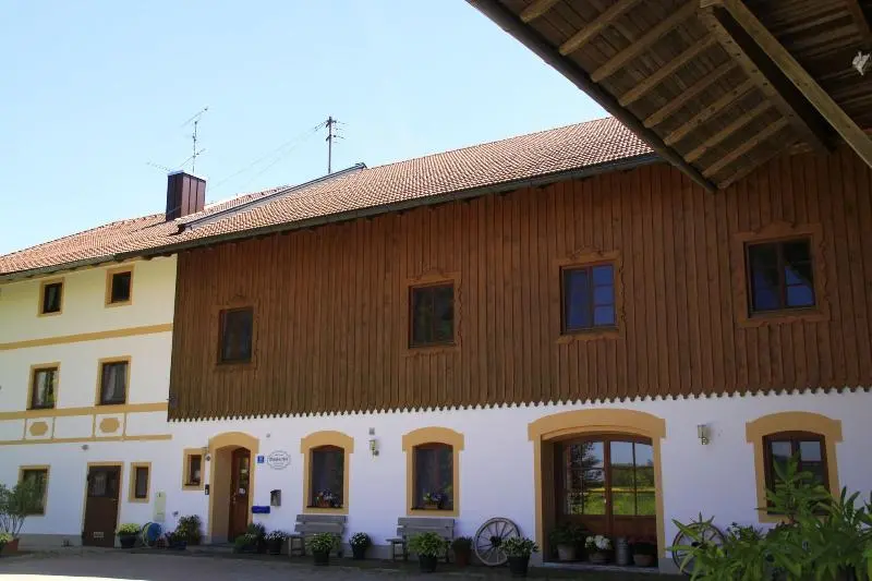 ホテル Pension Bernhardhof