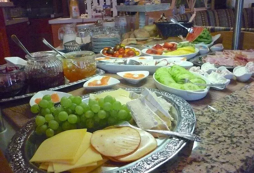 Отель Zu Jeddelohs Lodge