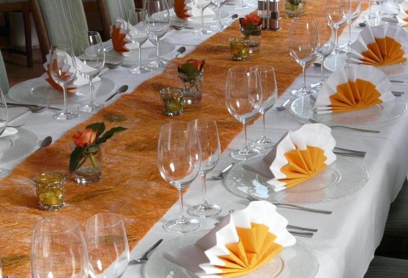 فندق Zum Alten Friederich