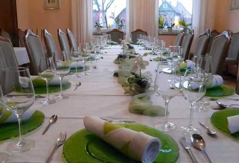 בית מלון כפרי Zum Alten Friederich