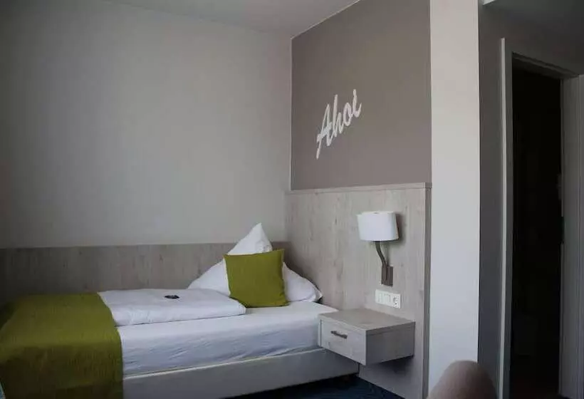 Inselhotel Rote Erde