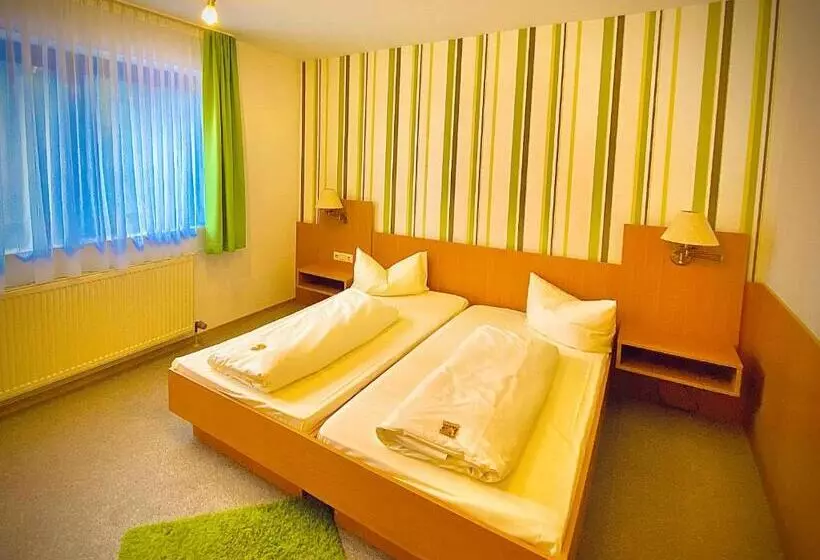 Meister Bär Hotel Am Wald