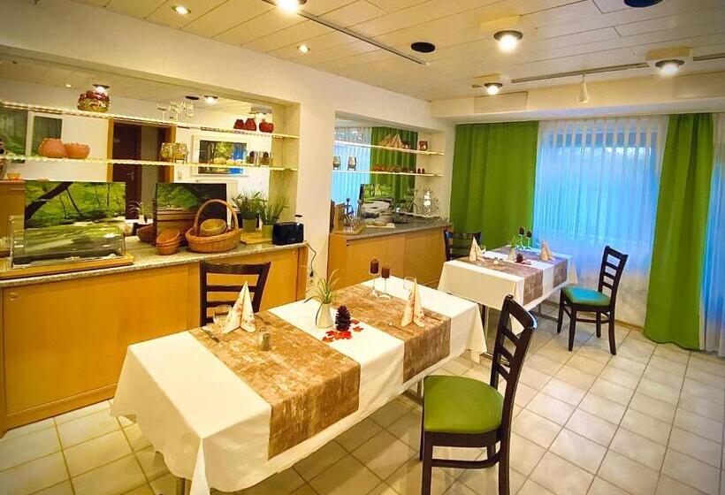 Meister Bär Hotel Am Wald