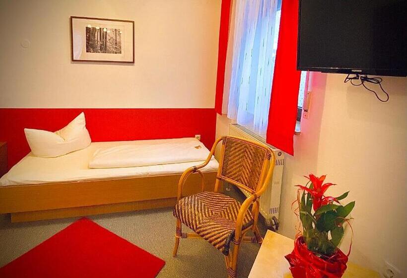 Meister Bär Hotel Am Wald