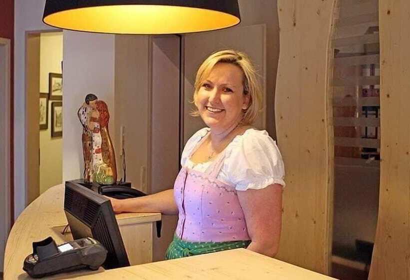 膳宿费 Grosch Brauhotel & Gasthof