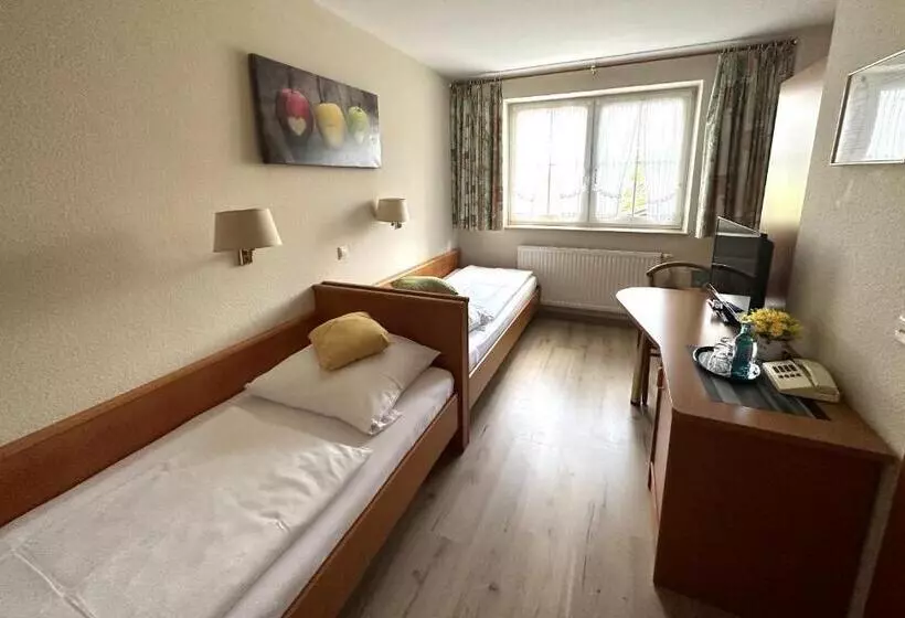 بنسيون Landhotel Vessens Hoff