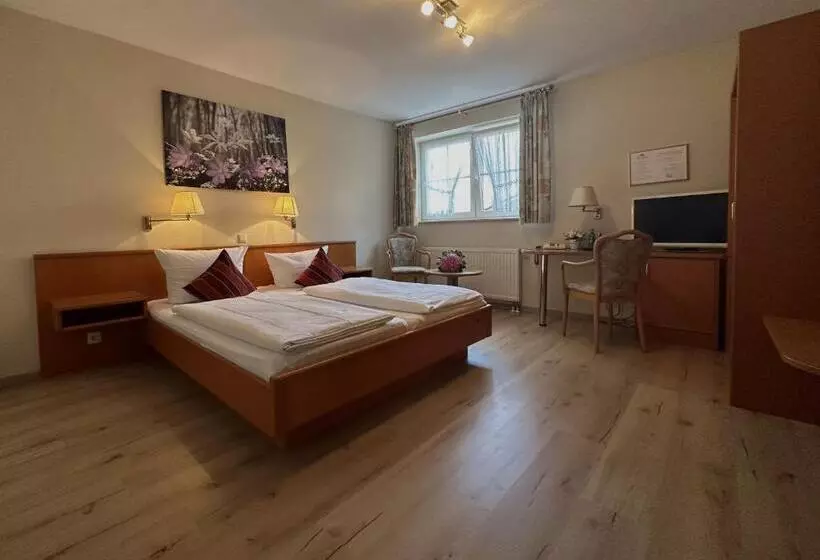 بنسيون Landhotel Vessens Hoff