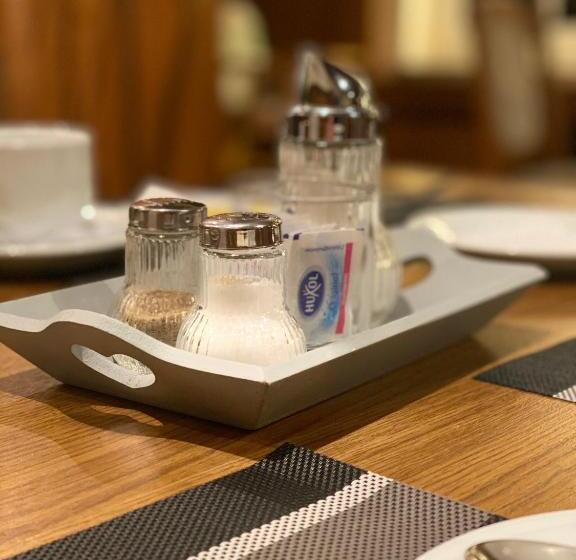 بنسيون Landhotel Vessens Hoff