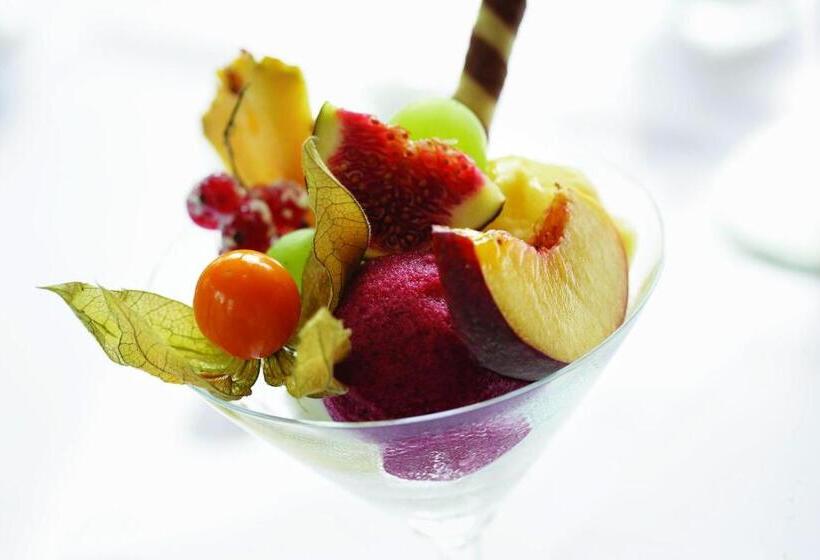 ペンション Ochsen