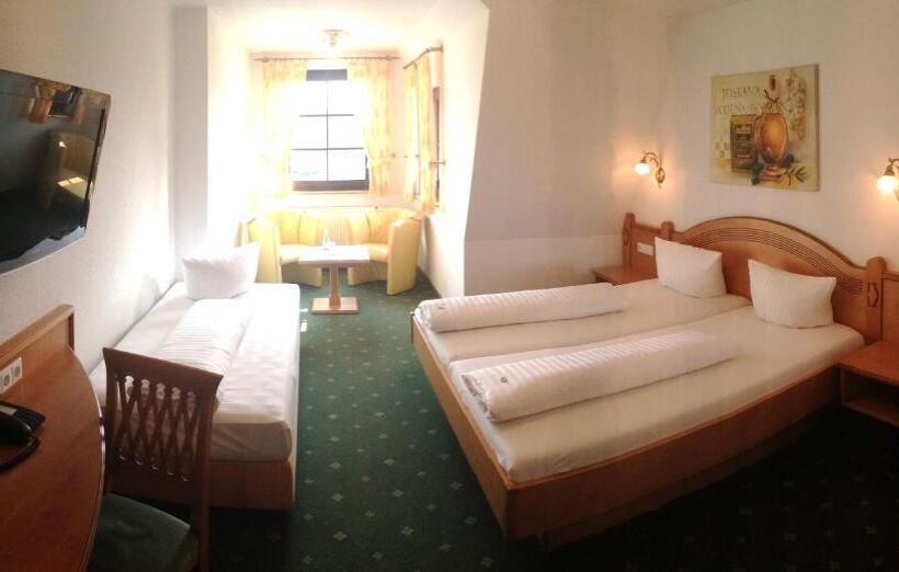 ペンション Ochsen