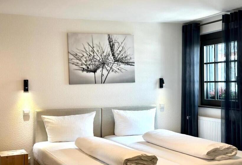 ペンション Ochsen