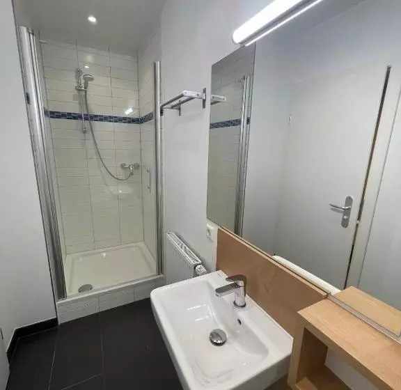 צימר Pension No 8