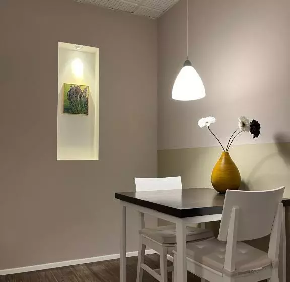 צימר Pension No 8