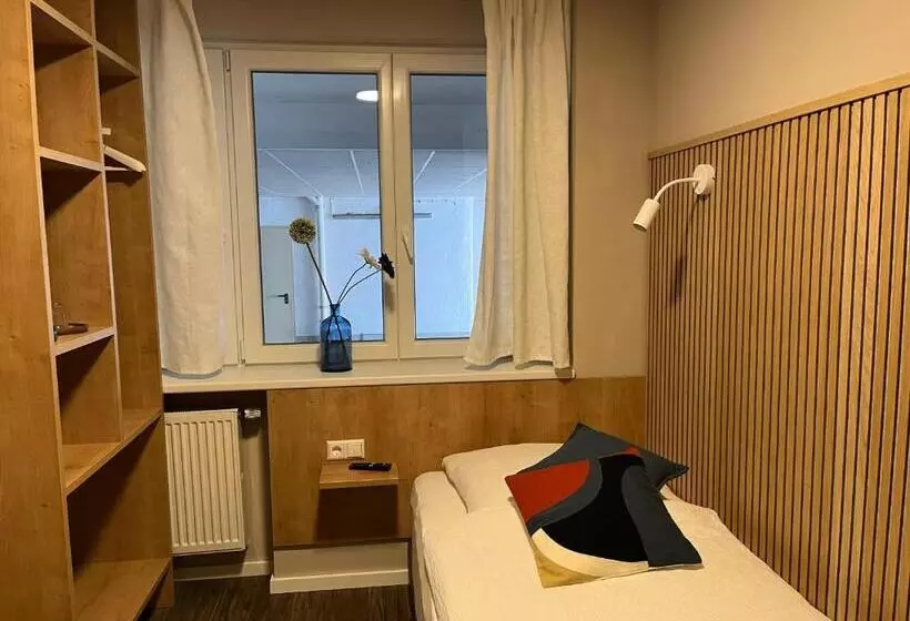 צימר Pension No 8