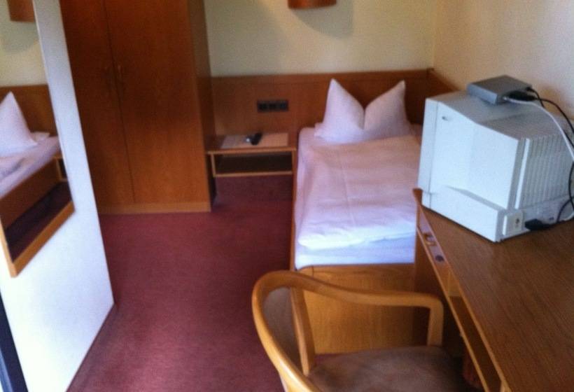 Hotel Bacchusstube Garni