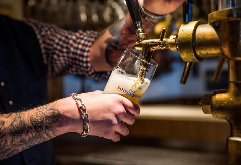 ホテル Brauereigasthof Zum Löwenbräu