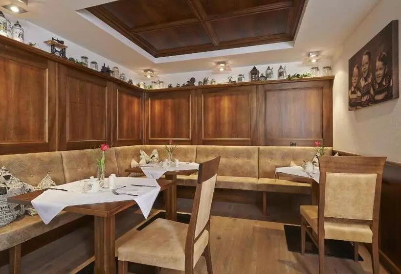 Hotel Brauereigasthof Zum Löwenbräu