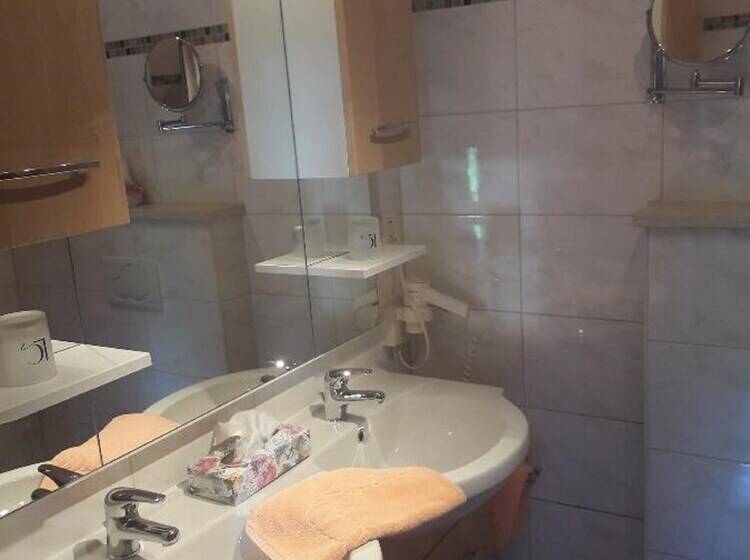 בית מלון כפרי Der Seehof