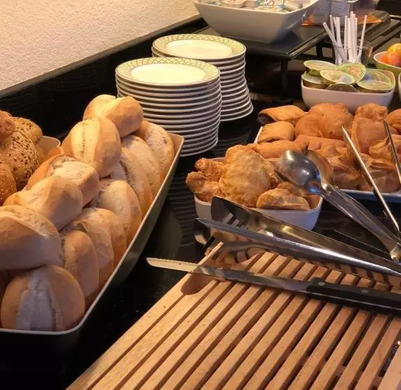 هتل Peterchens Mondfahrt