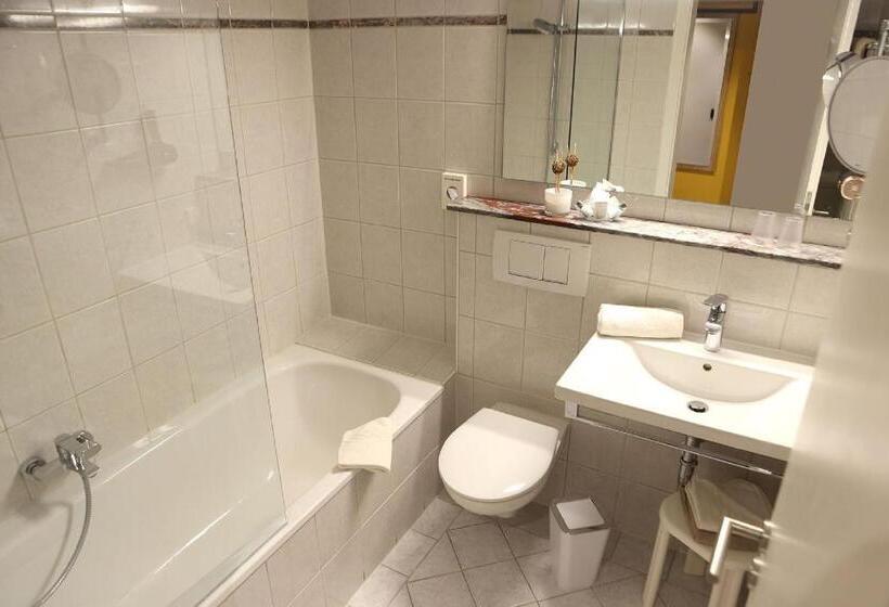 هتل Haus Rebland Urlaubsglück