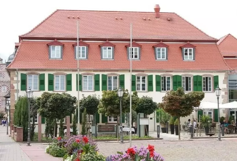 Schlosshotel Bergzaberner Hof
