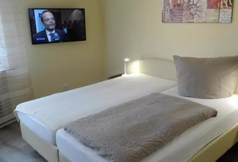 בית מלון כפרי Am Hindenburgplatz