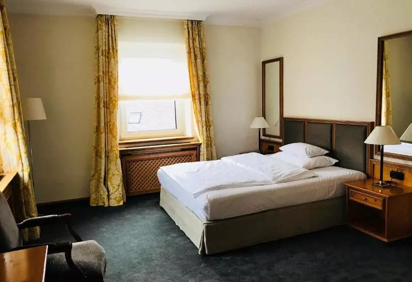 ホテル Townhouse  Das Kleine