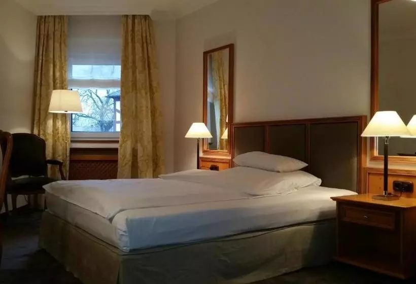 ホテル Townhouse  Das Kleine