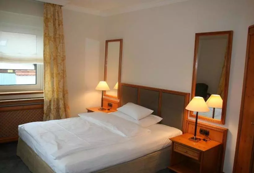 ホテル Townhouse  Das Kleine