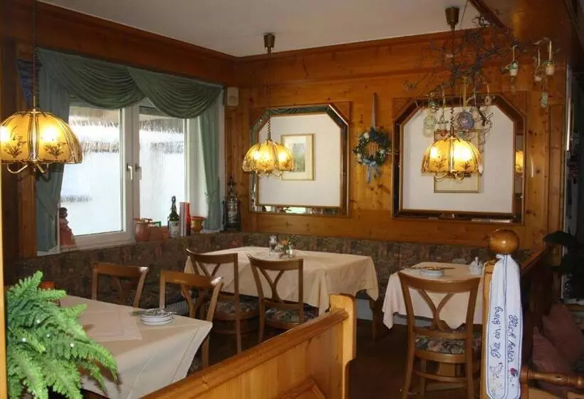 Pensão Dörfler Garni