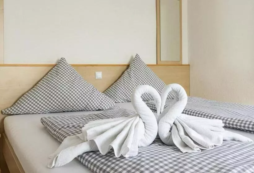 펜션 Gasthaus Traube, Ludwigshafen, Bodensee, Seenah Gelegen