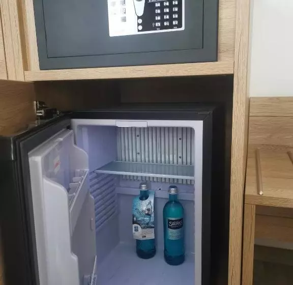 ペンション Grüner Baum Mit Restaurant & Wellness