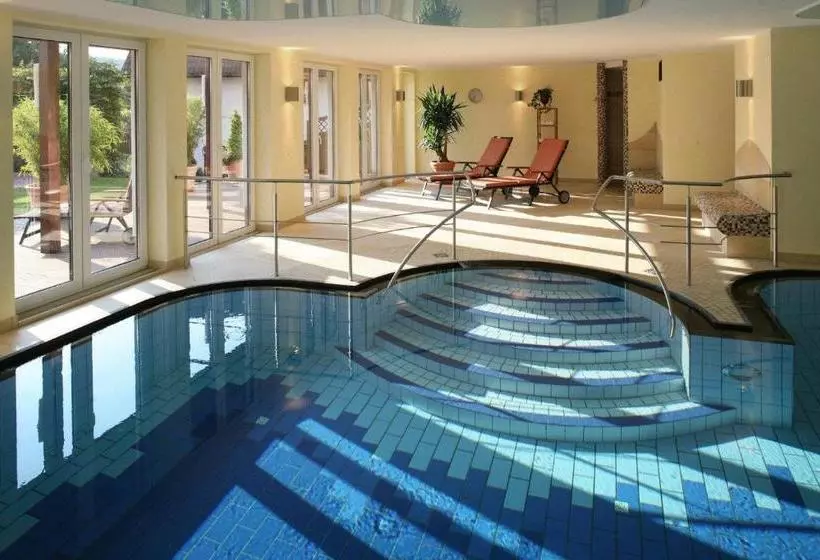 ペンション Landhotel Teuteberg