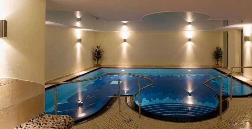 ペンション Landhotel Teuteberg