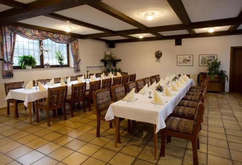 ペンション Landhotel Teuteberg