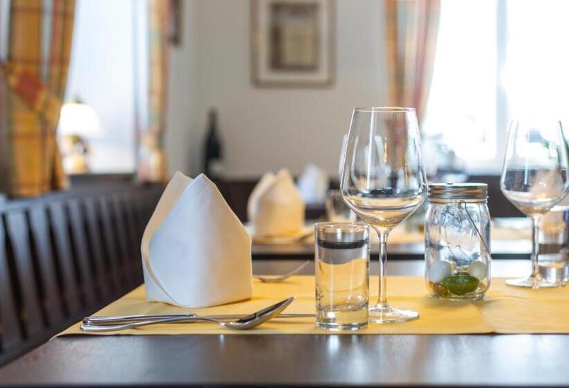 ペンション Landgasthof Zur Sonne