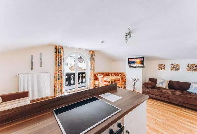 Weidegg   Hotel Garni